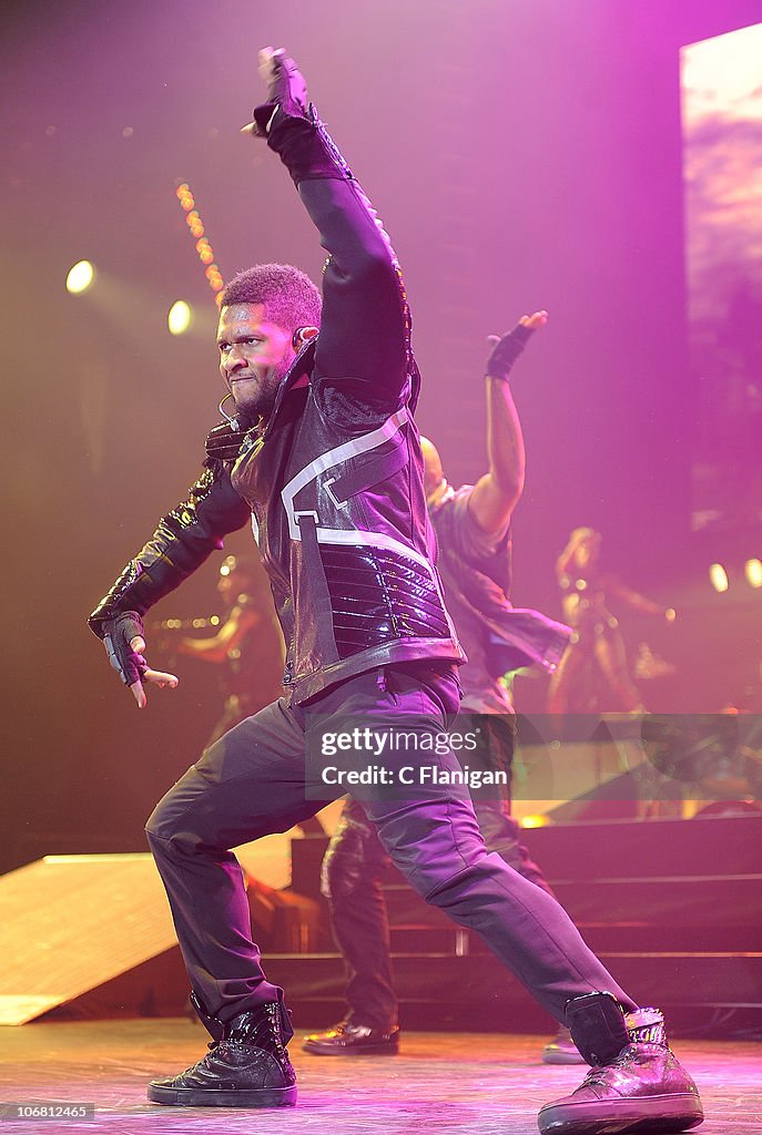 Vocalist Usher performs during his 2010 OMG Tour at ORACLE Arena on