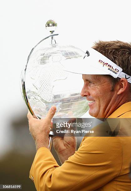 Stuart Appleby poses with the trophy after winning the Australian Masters at The Victoria Golf Club on November 14, 2010 in Melbourne, Australia.