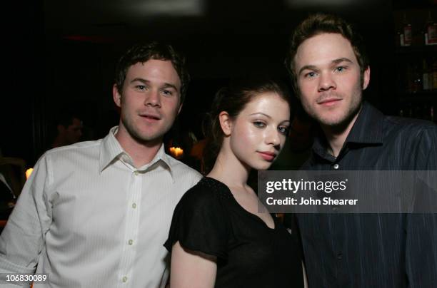 58 Aaron And Shawn Ashmore Photos & High Res Pictures - Getty Images