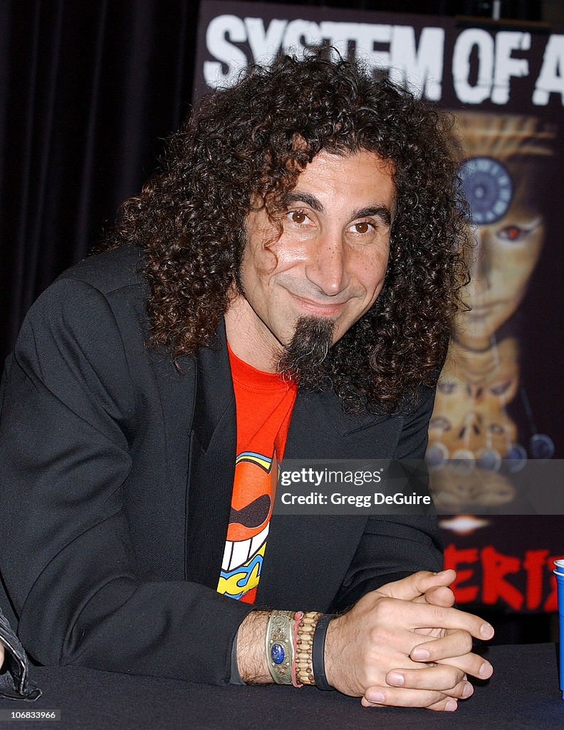 System of a Down Promote Their Album "Mezmerize" at Best Buy in Burbank - May 17, 2005