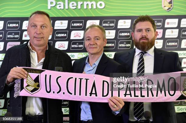 David Platt, Clive Richardson and Sheehan James pose during a press conference at Stadio Renzo Barbera on December 4, 2018 in Palermo, Italy.