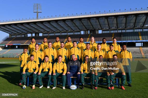The Australia team to face Italy pose for a team photo with Michael Cheika, Head Coach of Australia during the Australia Captain's Run at Stadio...
