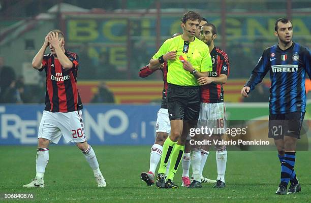 Ignazio Abate of AC Milan receives the red card during the Serie A match between FC Internazionale Milano and AC Milan at Stadio Giuseppe Meazza on...