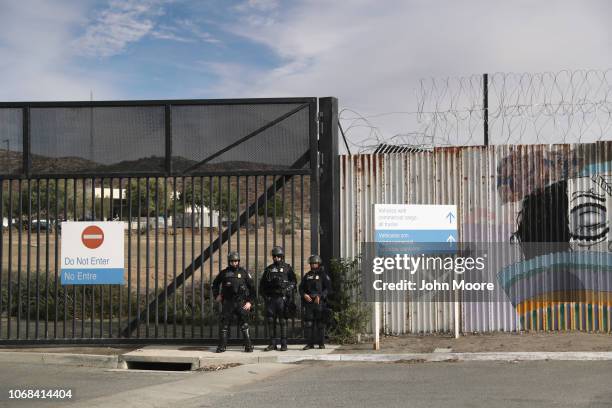 Port Entry Tecate Port Of Entry Photos and Premium High Res Pictures - Getty Images
