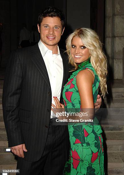 Nick Lachey and Jessica Simpson during Gucci Spring 2006 Fashion Show to Benefit Children's Action Network and Westside Children's Center - Arrivals...