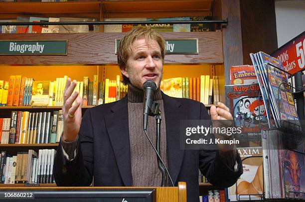 Matthew Modine during Matthew Modine Signs His Book "Full Metal Jacket Diary" at Barnes & Noble in New York City - January 4, 2006 at Barnes & Noble...