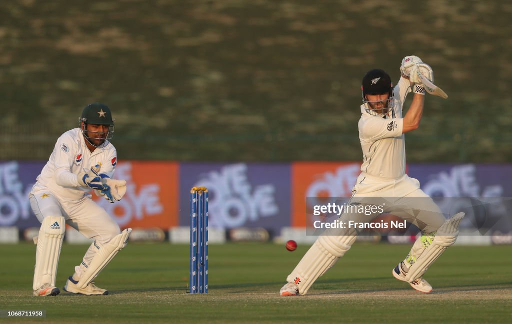 New Zealand v Pakistan - 3rd Test: Day Three