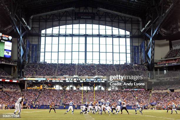 The Indianapolis Colts are on offense during the NFL game against the Cincinnati Bengals at Lucas Oil Stadium on November 14, 2010 in Indianapolis,...