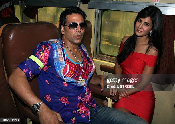 Indian actor Akshay Kumar and actress Katrina Kaif ride a train during the release of their film �Tees Maar Khan� directed by Indian director Farah...