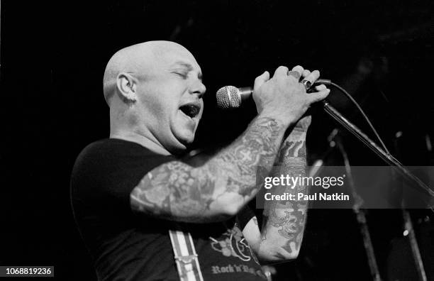 Angry Anderson of the band Rose Tattoo performs on stage at the Rosemont Horizon in Rosemont, Illinois, November 24, 1982.