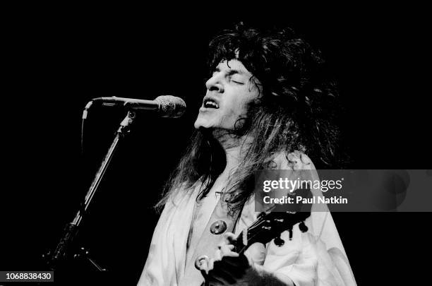 Kevin Cronin of REO Speedwagon at the Auditorium Theater in Chicago, Illinois, April 22, 1977.