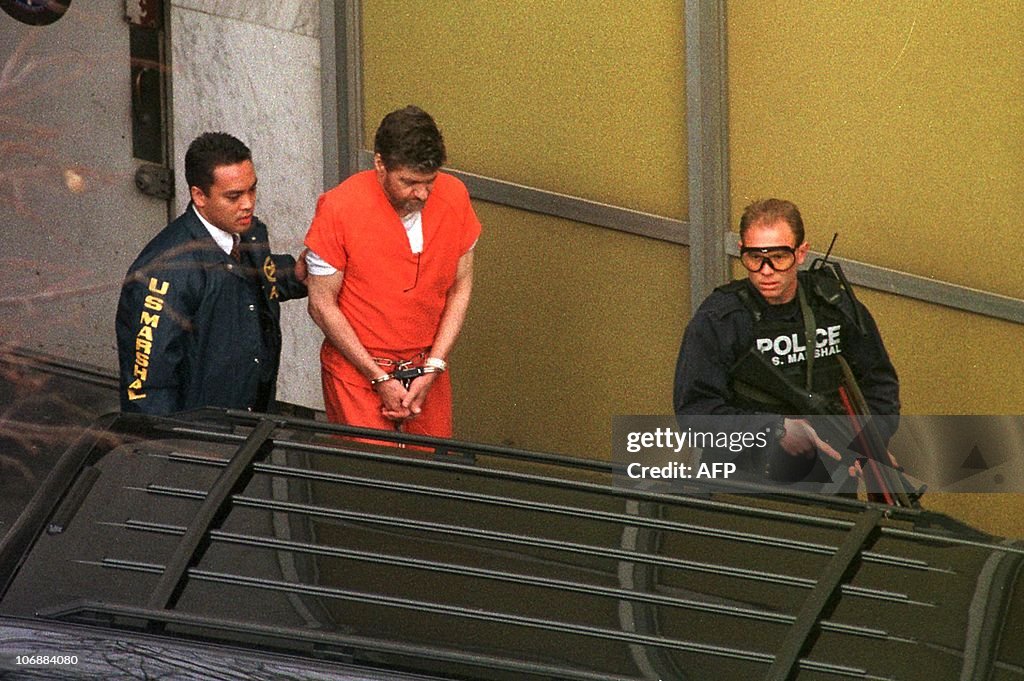 Unabomber suspect Theodore Kaczynski (C)