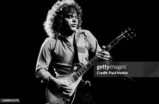 Gary Richrath of REO Speedwagon performs on stage at the Poplar Creek Music Theater in Hoffman Estates, Illinois, August 24, 1980.