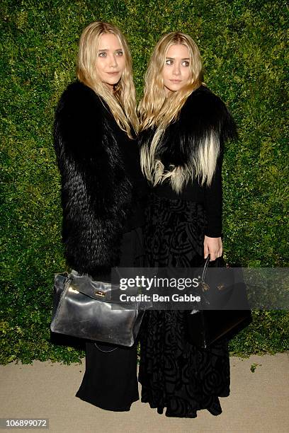 Mary-Kate Olsen and Ashley Olsen attend the 7th Annual CFDA/Vogue Fashion Fund Awards>> at Skylight SOHO on November 15, 2010 in New York City.