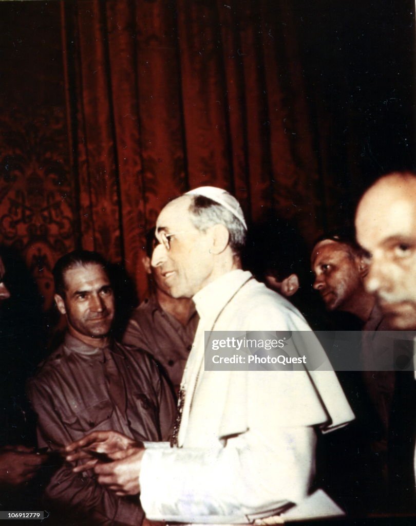 Pope Pius XII Meets Soldiers