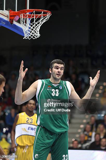 Slavko Vranes, #33 of Unics Kazan in action during the Eurocup Basketball Date 1 game between Ewe Baskets Oldenburg and Unics at Ewe Arena on...