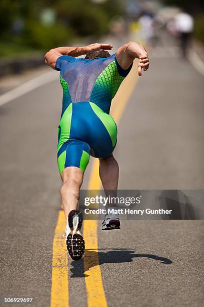 Sprinter Standing Photos and Premium High Res Pictures - Getty Images