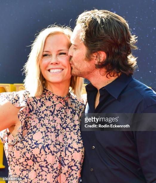 Erinn Bartlett and Oliver Hudson arrive at the Premiere of Netflix's "The Christmas Chronicles" at Fox Bruin Theater on November 18, 2018 in Los...