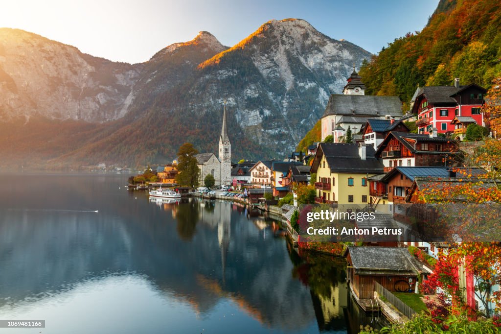 Sunrise view of famous Hallstatt mountain village with Hallstatter lake, Austria