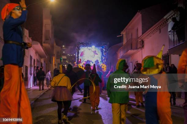 parade of cabalgata de reyes magos in a village in spain - cabalgata reyes magos stock-fotos und bilder