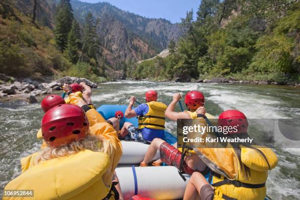 Paddle Rafting White Water Rafting Paddle Photos and Premium High Res Pictures - Getty ...