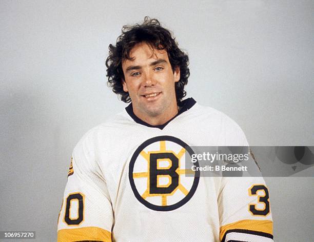 Goalie Jim Craig of the Boston Bruins poses for a portrait circa September, 1981 in Boston, Massachusetts.