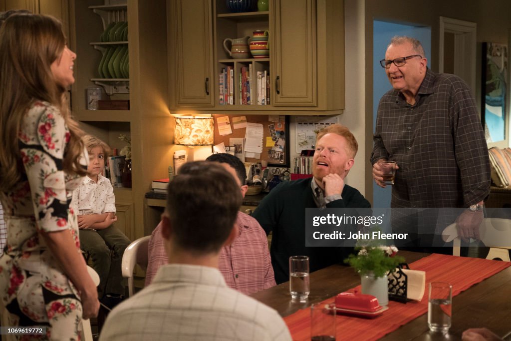 ABC's "Modern Family" - Season Ten