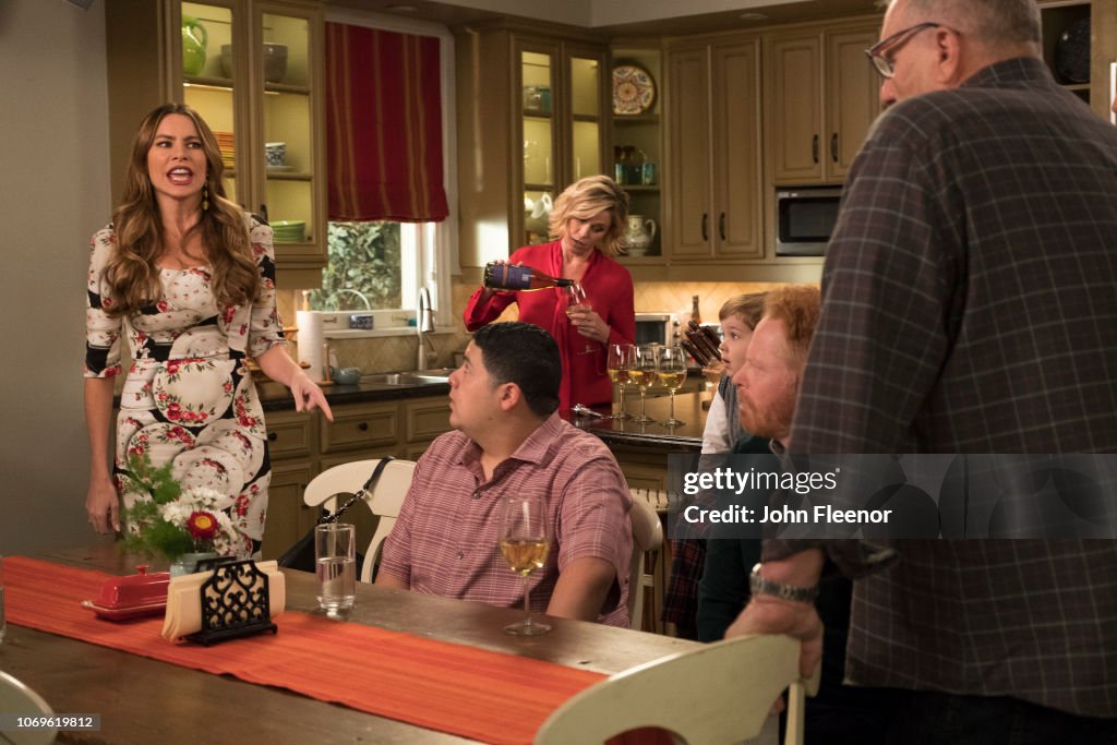 ABC's "Modern Family" - Season Ten