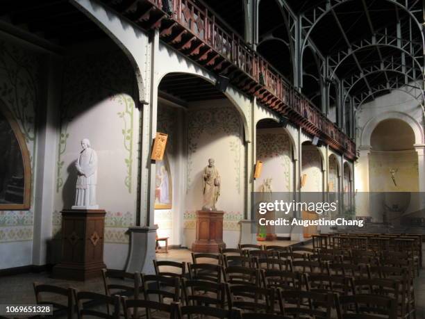 notre-dame du travail in paris - alcove stock pictures, royalty-free photos & images
