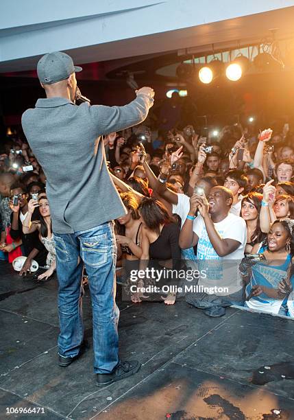 Giggs performs to a capacity crowd on stage at Liquid on November 18, 2010 in Leicester, England.