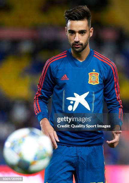 Brais Mendez of Spain warms up during the international friendly match between Spain and Bosnia & Herzegovina at Estadio de Gran Canaria on November...