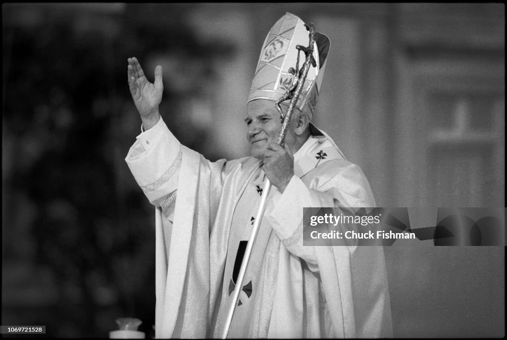 Pope John Paul II In Victory Square