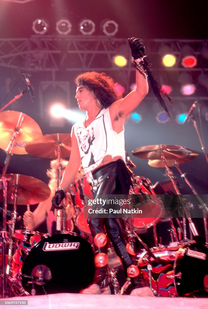 Rat Singer Singer Stephen Pearcy of Ratt performs on stage at the Rosemont... News ...
