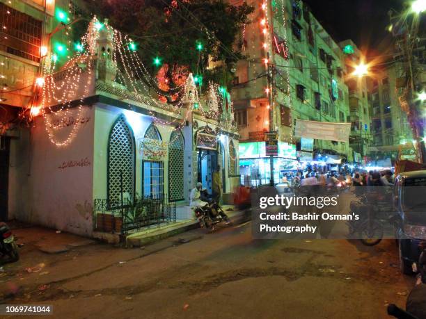 karachi -life going around streets of the city - kathiawar stock pictures, royalty-free photos & images