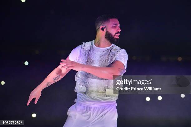 Drake performs onstage during the Final Stop of 'Aubrey & The three Amigos Tour' at State Farm Arena on November 18, 2018 in Atlanta, Georgia.
