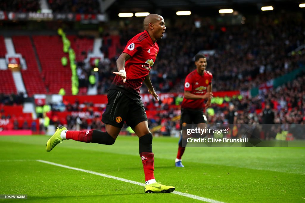 Manchester United v Fulham FC - Premier League