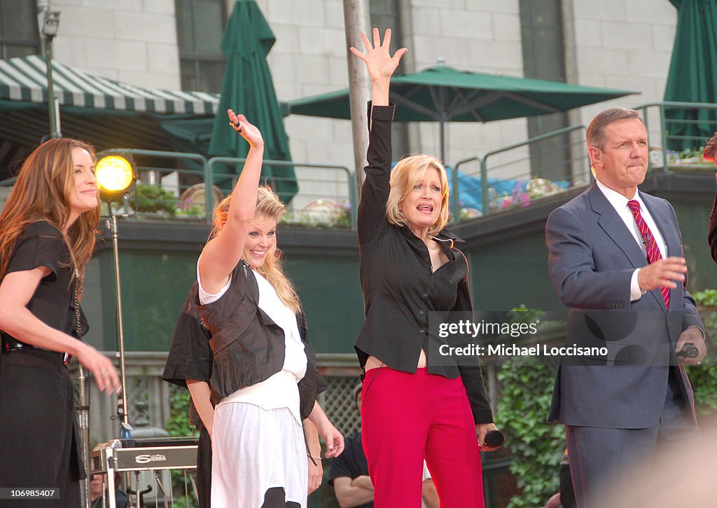 The Dixie Chicks Perform on ABC's "Good Morning America" Summer Concert Series - May 26, 2006