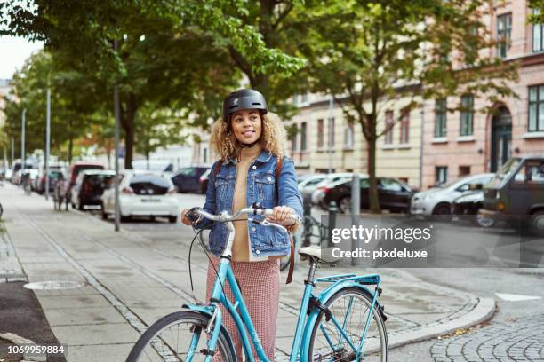 there's no better way to commute! - 2018 cycling stock pictures, royalty-free photos & images