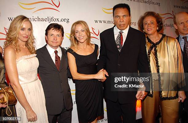 Tracy Pollan, Michael J. Fox, Sheryl Crow, Muhammad Ali and Lonnie Ali