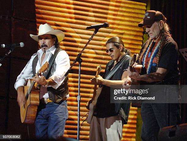 Henry Garza of Los Lonely Boys, Dad Enrique Garza and Willie Nelson