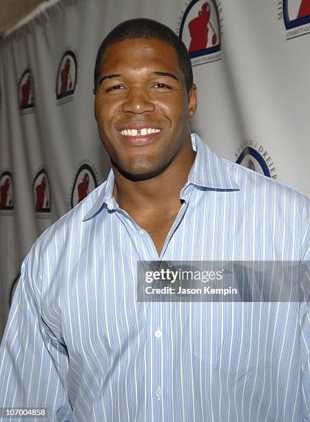 Michael Strahan during Jon Bon Jovi and Michael Strahan Appearance at Tao Restaurant In New York City - July 9, 2006 at Tao Restaurant in New York...