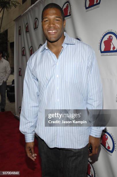 Michael Strahan during Jon Bon Jovi and Michael Strahan Appearance at Tao Restaurant In New York City - July 9, 2006 at Tao Restaurant in New York...