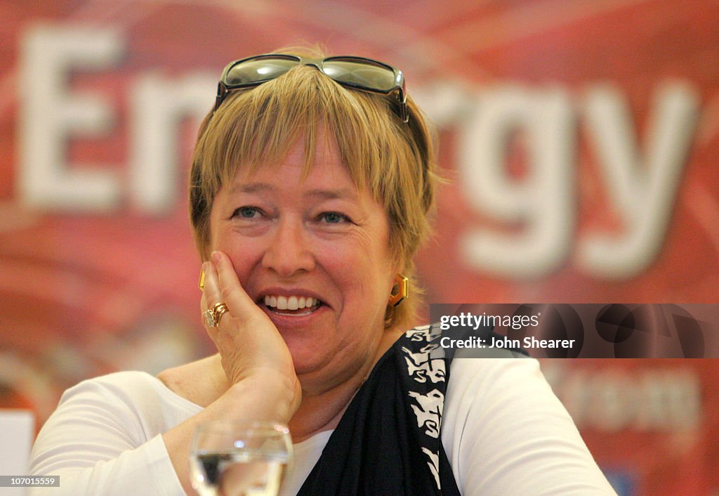 2006 Giffoni International Children's Film Festival - Press Conference and Q&A with Kathy Bates