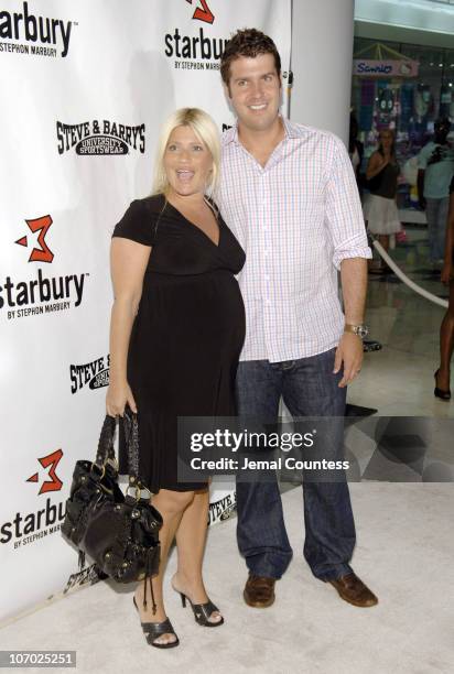 Lizzie Grubman and Chris Stern during Stephon Marbury and Steve and Barry's Introduce "Starbury" Clothing Line - Arrivals at Steve and Barry's in New...