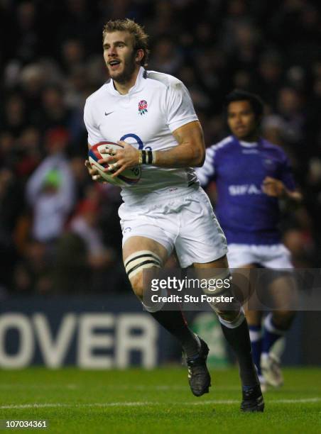 Tom Croft of England scores a try during the Investec Challenge match between England and Samoa at Twickenham Stadium on November 20, 2010 in London,...