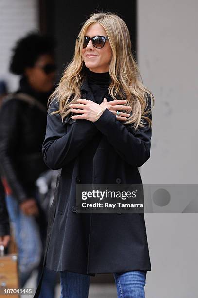 Actress Jennifer Aniston leaves the "Wanderlust" movie set in Midtown Manhattan on November 20, 2010 in New York City.