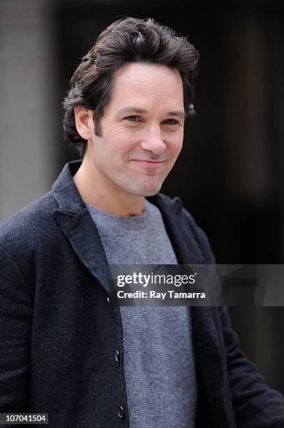 Actor Paul Rudd leaves the "Wanderlust" movie set in Midtown Manhattan on November 20, 2010 in New York City.