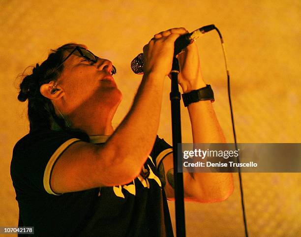 Maynard Singer Denise Loop Photos and Premium High Res Pictures - Getty Images