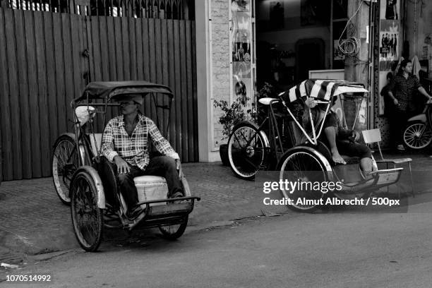 Basit Riksha 60 Riksha Taxi Stock Photos, High-Res Pictures, and Images - Getty Images