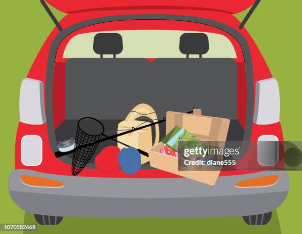 illustrazioni stock, clip art, cartoni animati e icone di tendenza di attrezzatura da pesca nella parte posteriore di un suv - placcare